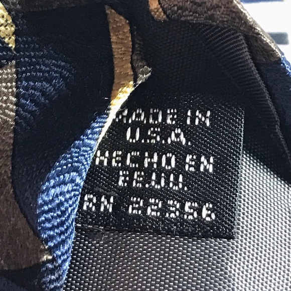 Albert Nipon Necktie Imported Silk Blue Gold NWT - Picture 4 of 5